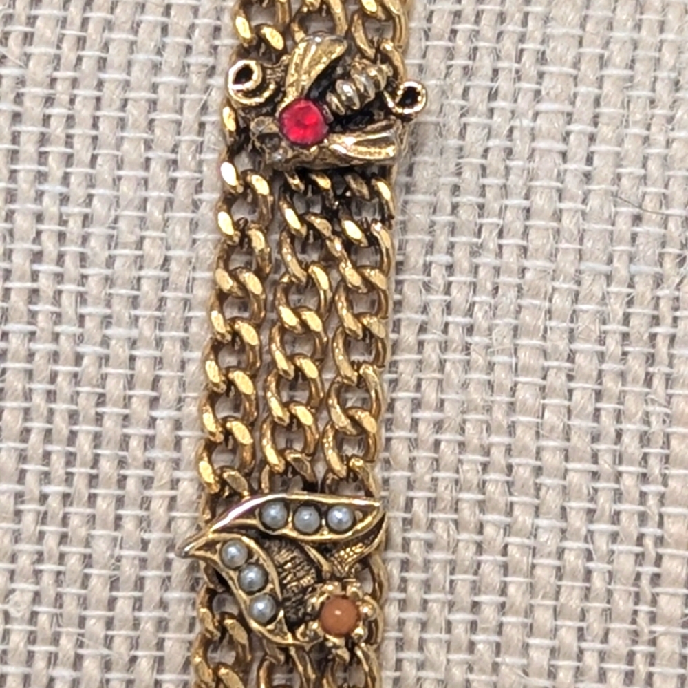 Vintage "Goldette", Signed Rhinestone Charm Bracelet - Picture 5 of 10